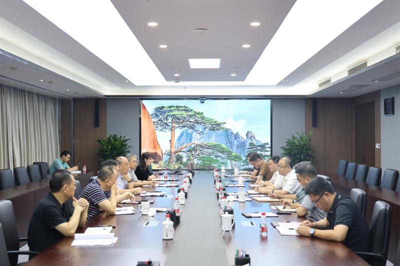 合肥市包河區(qū)區(qū)委副書記、區(qū)長(zhǎng)李煒一行到公司調(diào)研